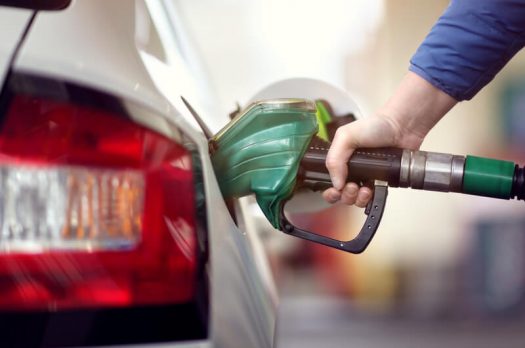 Wat zijn de gevolgen als je de verkeerde brandstof in je benzinetank gooit?